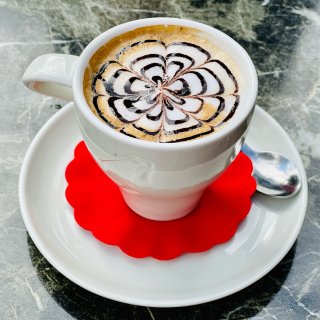 品尝土耳其咖啡☕️@萨拉热窝gravur...