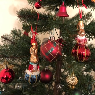 圣诞树🎄装饰起来...