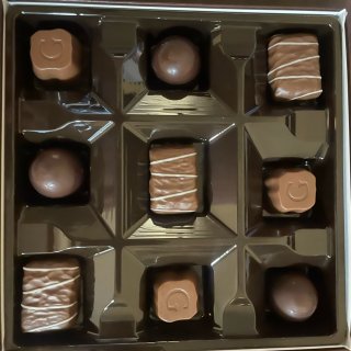 Godiva 巧克力礼盒...