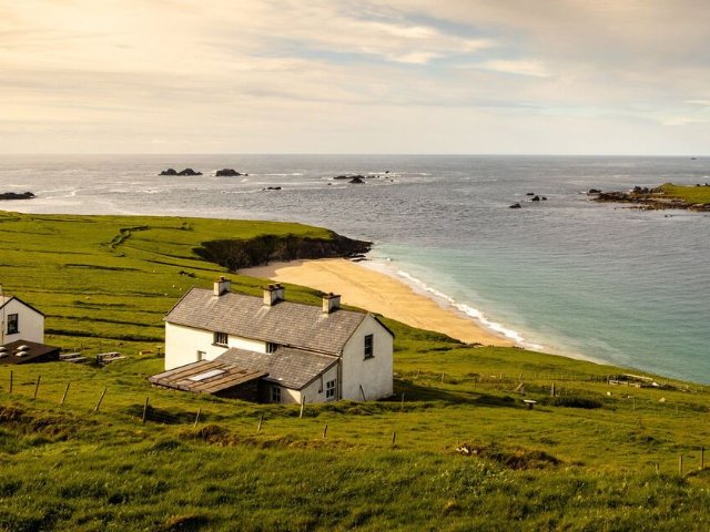 无人岛咖啡店招聘两人，风景绝美却有条件！