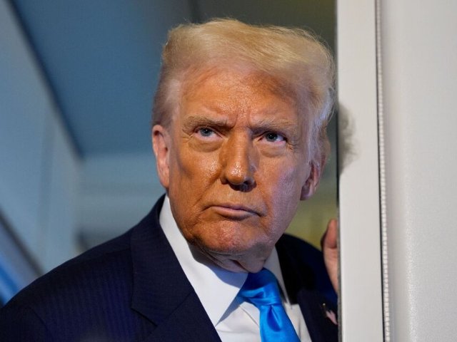 普京盟友警告：特朗普收购格陵兰岛计...