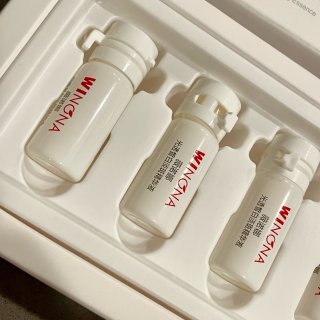 🌹护肤宝藏｜薇诺娜 光透皙白淡斑精华液...