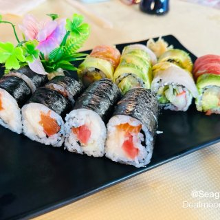 日餐自助：sake sushi🍣🍱...