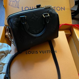 LV Speedy 20牛皮包...