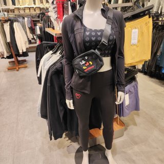 Disney x lululemon Everywhere 腰包 1L