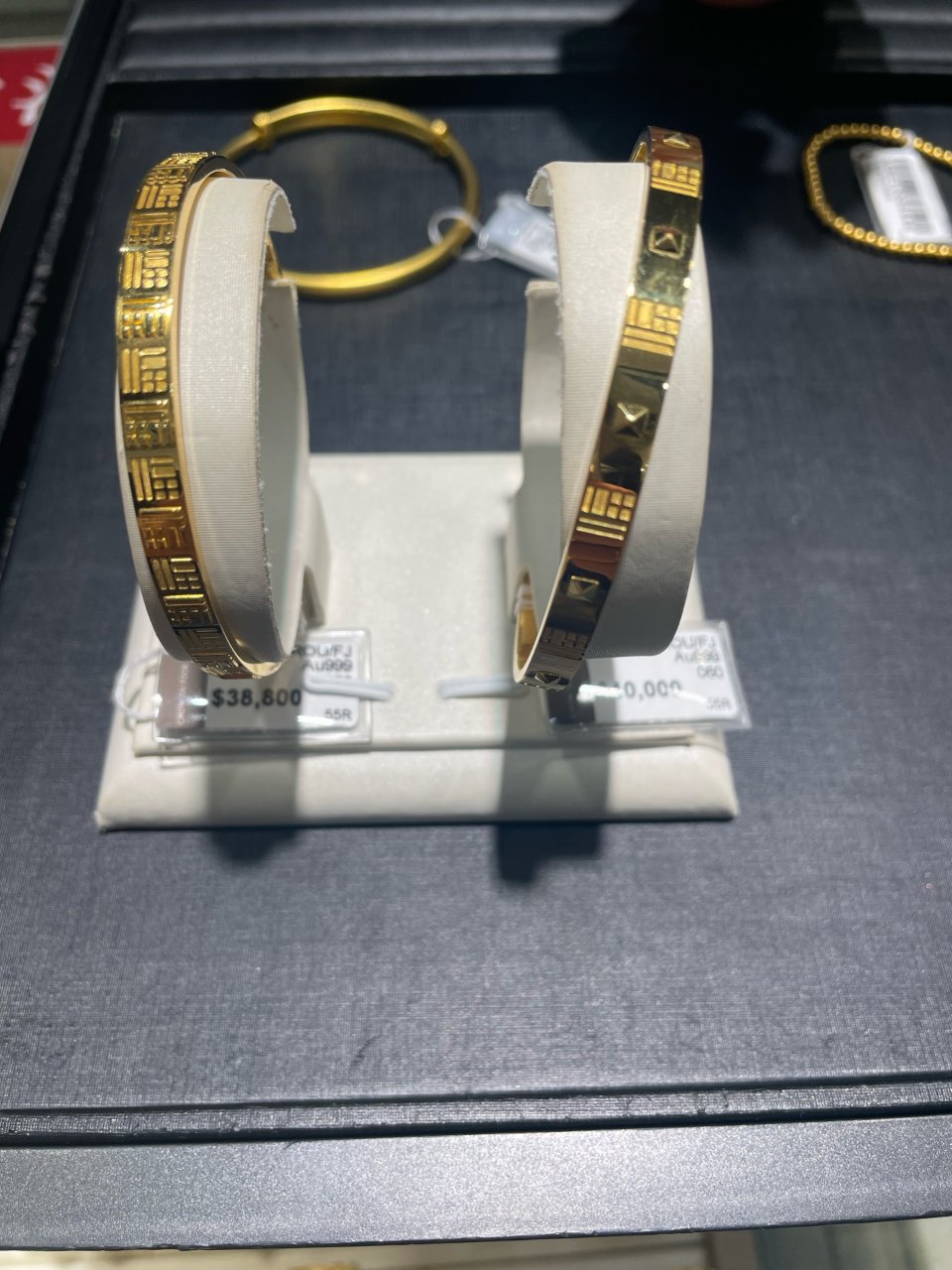 在香港机场买周大福| 社区精选