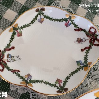 🎄聖誕餐具氛圍備上🎄...