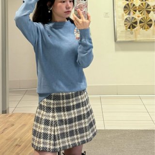 通勤穿搭｜队友衣柜凑出一个Miu系穿搭💙...