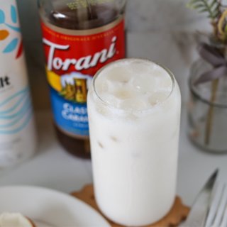 夏日里一杯海盐茉莉冰奶的温柔～...