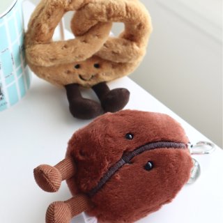 咖啡脑袋必入的Jellycat咖啡豆☕️...