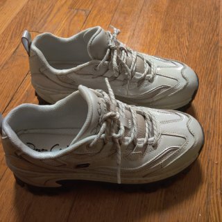 厚底的sketchers 你值得拥有！...
