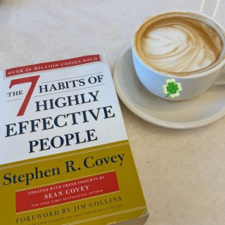 包包里面有什么｜秋日咖啡馆chill☕️...