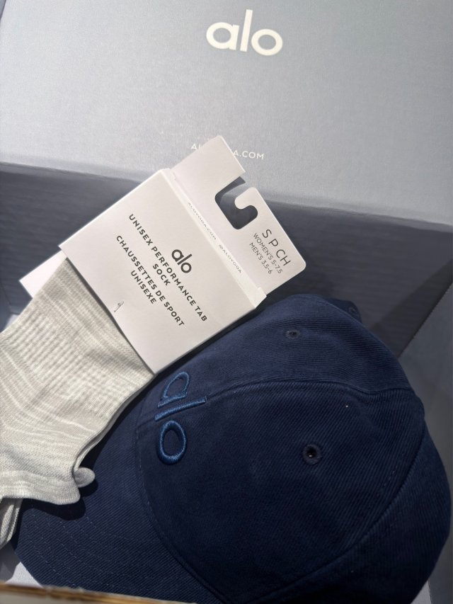 🧢 今晚最开心的一件事就是Alo积...