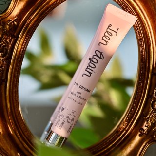 烟酰胺+视黄醇+胜肽，这支抗初老眼霜配方...