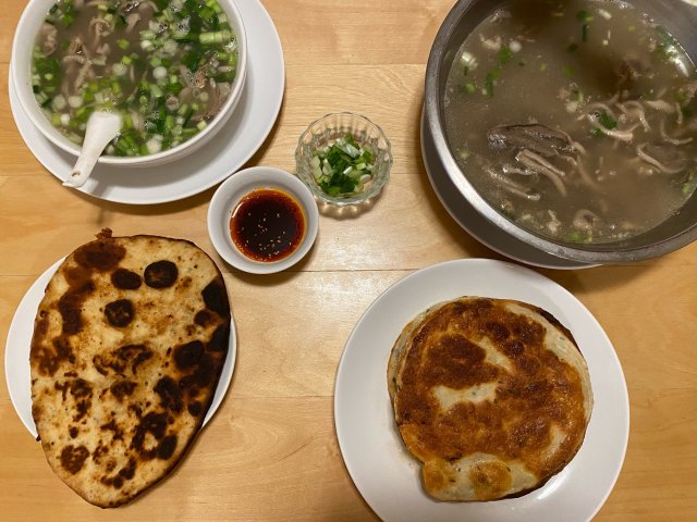 郭生说羊杂汤搭配缺德舅🏠的小葱和台...