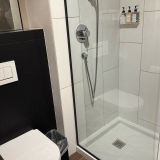 🏨蒙特利尔酒店推荐｜不挤市中心、不愁停车...