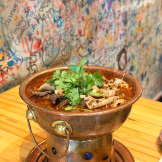 纽约冬至酸菜渣渣牛｜热辣川味江湖🔥...