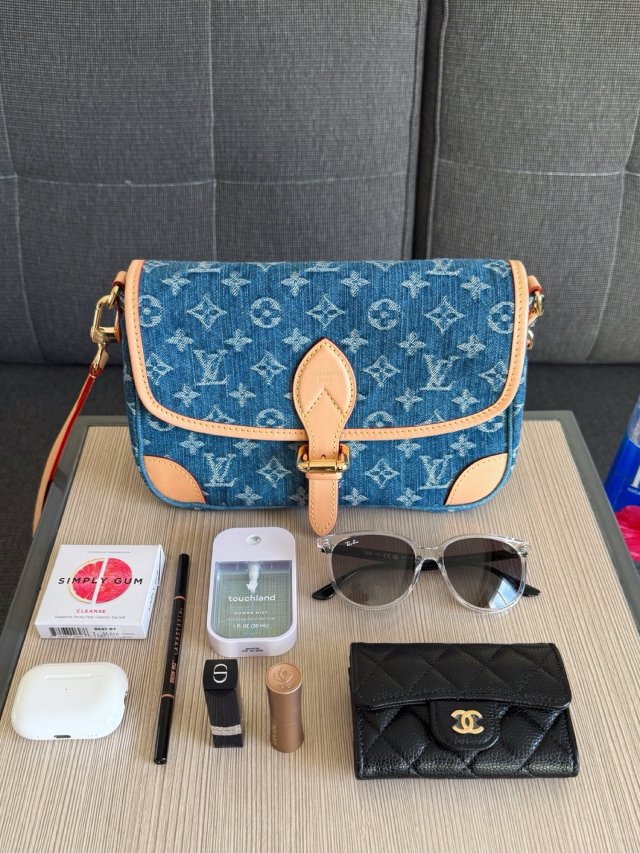 LV Diane 牛仔包｜颜值与实...