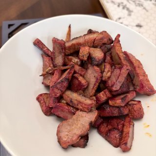 自己擀面饼烤牛肉，在家也能吃牛肉卷...