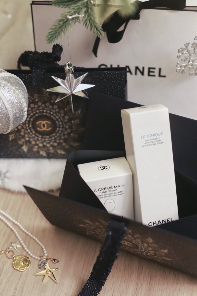 Chanel节日限定包装💫山茶花&...