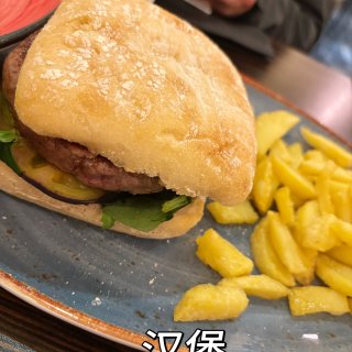 🇪🇸Granada｜西班牙酒馆型餐厅👉🏼...