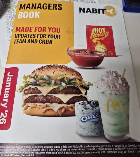 麦当劳员工提前曝光史上最大汉堡，巨无霸拱门即将上市！