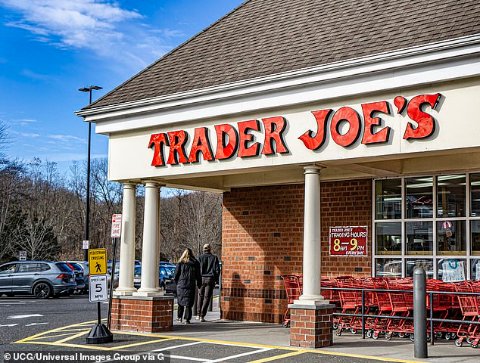 缺德舅新品益生元苏打水爆火，但这成分网友却吵翻了？