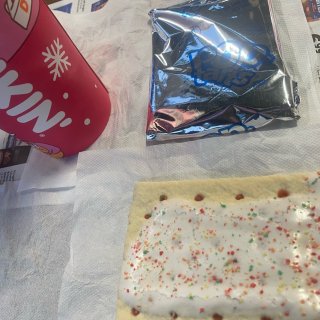 甜甜的波普脆饼Pop-Tarts。...