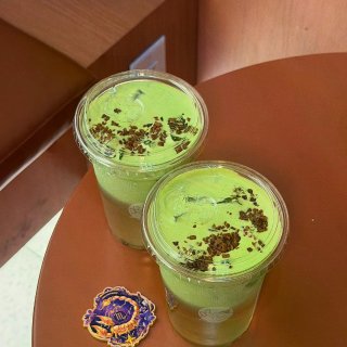 🇺🇸洛杉矶茶话弄新品椰冰茶🉐🆓冰箱贴🌴！...