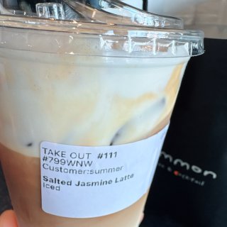 Common 新品绵羊抹茶拿铁 小甜点也...