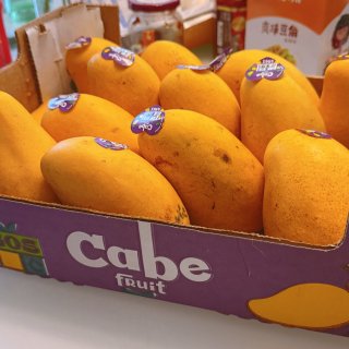 芒果🥭好价 一盒14颗卖$6.99...