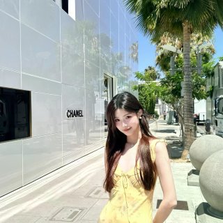 好消息：和好莱坞牌子合照了🌴...