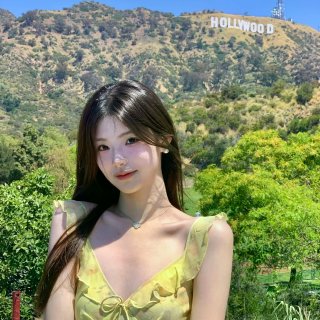 好消息：和好莱坞牌子合照了🌴...