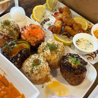 la这家韩式小汉堡🍔Yubu豆皮寿司🍣有...