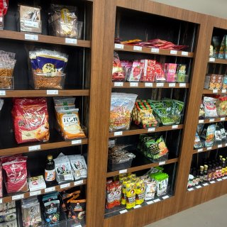 打卡grocery&sushi bar ...