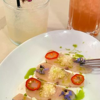 好消息：和好莱坞牌子合照了🌴...