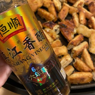 缺德舅橄榄油🫒煎中式锅贴🥟很好吃😋青草味...