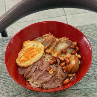 🇺🇸洛杉矶正宗桂林米粉🆕店🆓续粉续汤🍜！...