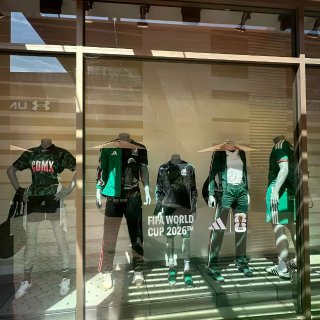 洛杉矶已经开始迎接世界杯了⚽️...