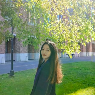 UW💜｜毕业季 定格在这一瞬间📷...