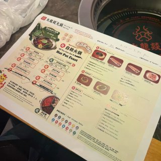 伦敦大龙燚自助｜被炸鸡块和小酥肉香迷糊了...