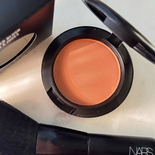 MAC coppertone，很阳光的夏天哑光腮红～