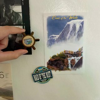 自封为纪念品大王...