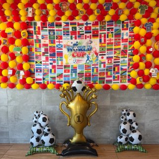 今天去麦当劳直接被“世界杯模式”包围了⚽...