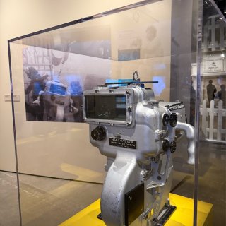 🎬《大白鲨》50周年纪念展 (Jaws:...