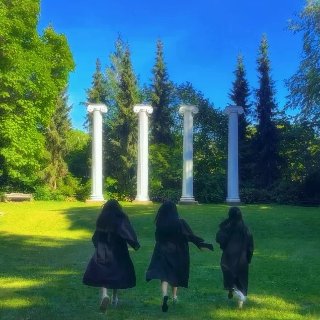 UW🎓💜 我毕业啦！...
