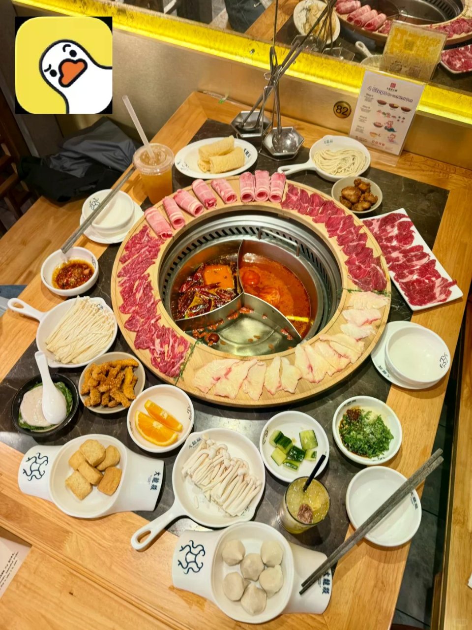 伦敦大龙燚自助｜被炸鸡块和小酥肉香迷糊了...
