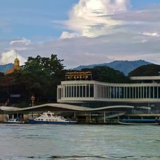 乘船渡湄公河金三角随记...
