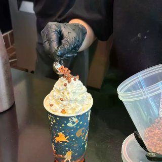 🇺🇸洛杉矶SG茶理宜世新品茶饮买一送一‼...