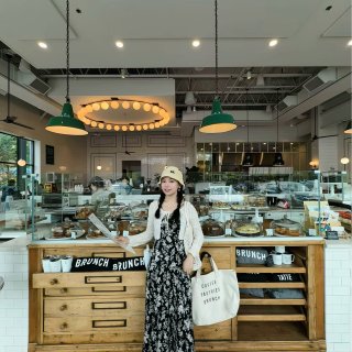 Tatte Bakery Cafe We...